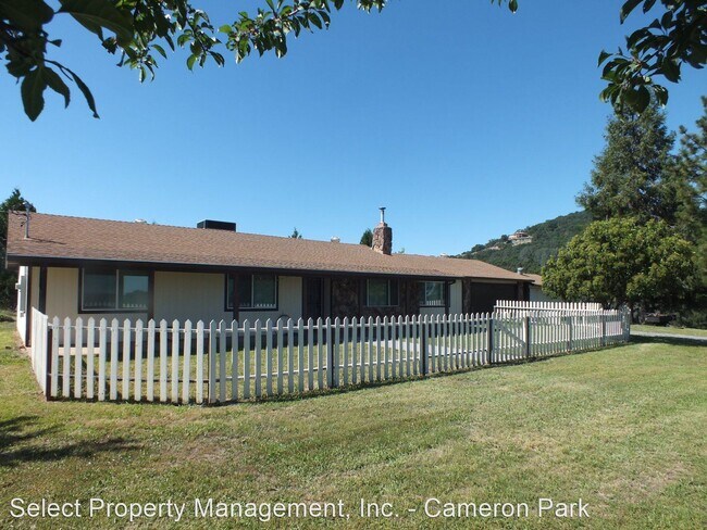 Building Photo - 3 br, 2 bath House - 1261 Los Robles Road