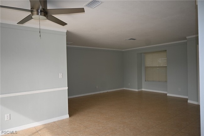 Foto del edificio - 2324 Country Club Blvd