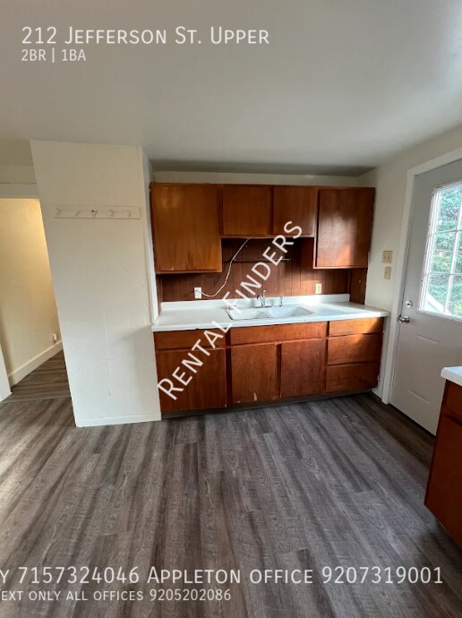 Foto del edificio - 212 Jefferson St