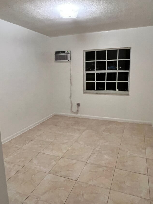 Bedroom - 2041 NW 103rd St