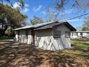 Building Photo - 713 Nashville Rd