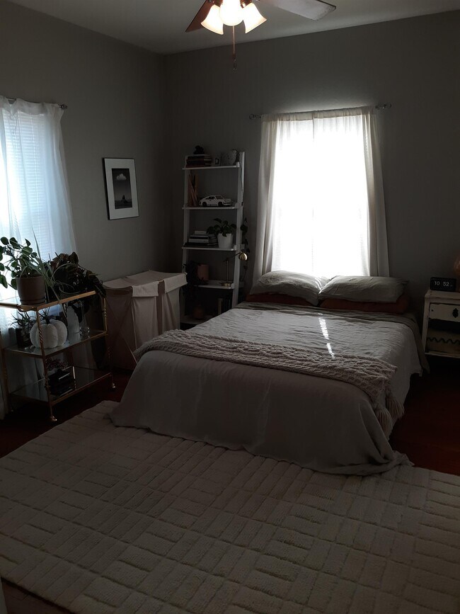 Foto del edificio - 524 S Gray St