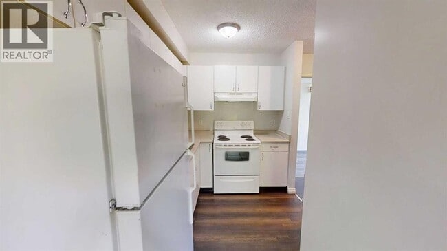 Photo du bâtiment - 5117-5144 44 St