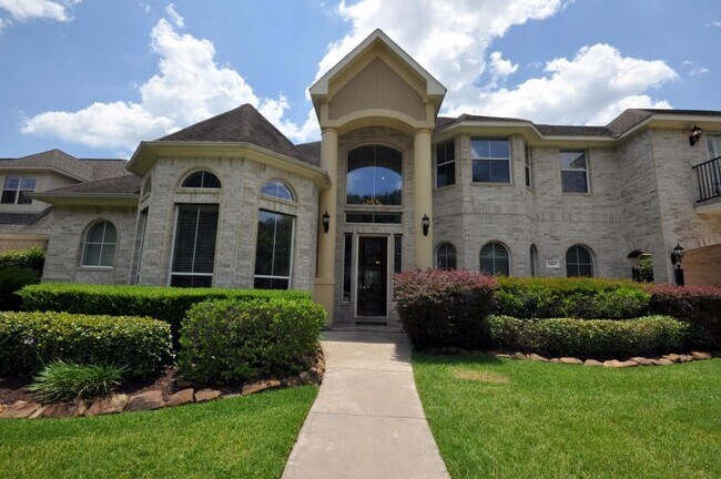 Foto del edificio - 24015 Earthstone Dr
