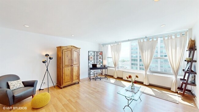 Building Photo - 3600 N Lake Shore Dr