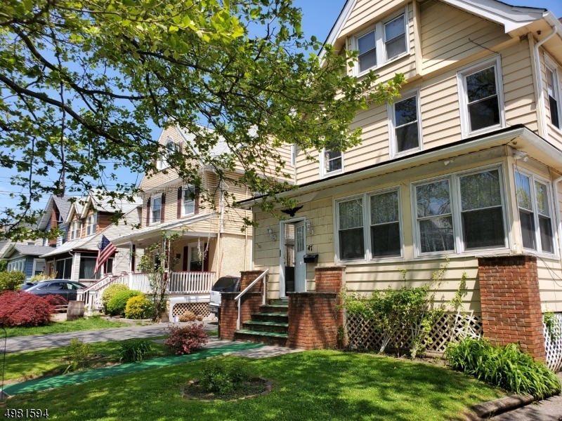 Primary Photo - 47 Whittingham Pl