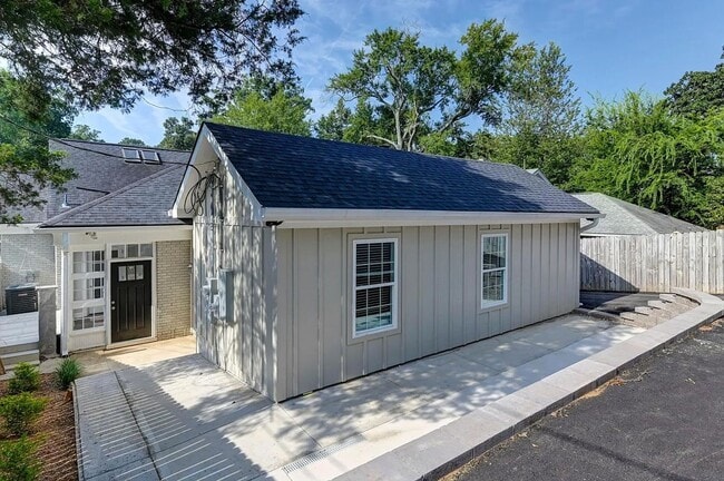 Building Photo - Beautifully renovated and repurposed house