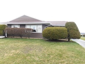 Building Photo - 56 Wilmette Ln