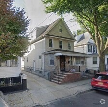 Building Photo - 146-06-146105 105th Ave