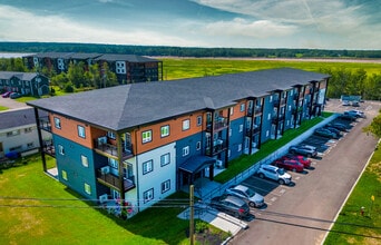 Building Photo - Riverain
