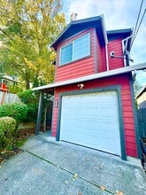 Building Photo - 7023 NE 6th Ave