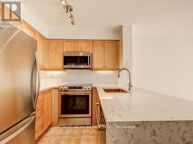 Building Photo - 188 Redpath Ave