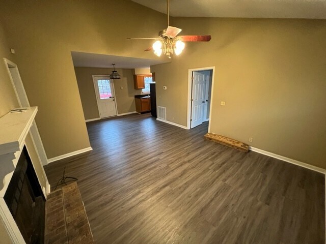 Foto del edificio - 1516 Heritage View Blvd
