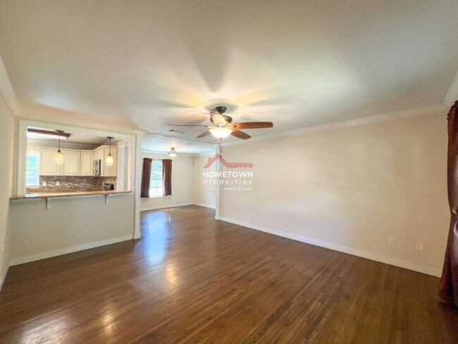 Building Photo - 11 Gunn Cir