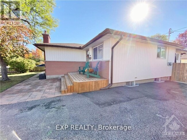 Photo du bâtiment - 1344 Avenue U