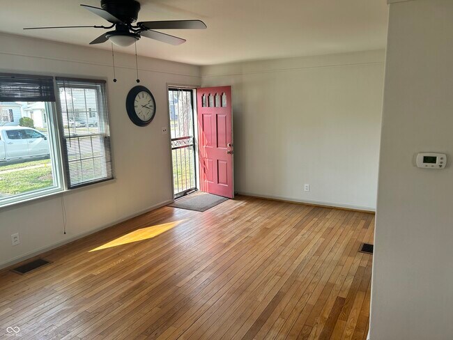 Foto del edificio - 472 N 17th St