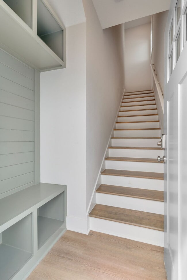 Building Photo - 4084 Ivy Green Trl