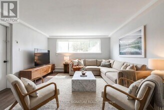 Building Photo - 236 Overbrook Pl