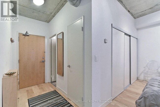 Building Photo - 1375 Dupont St