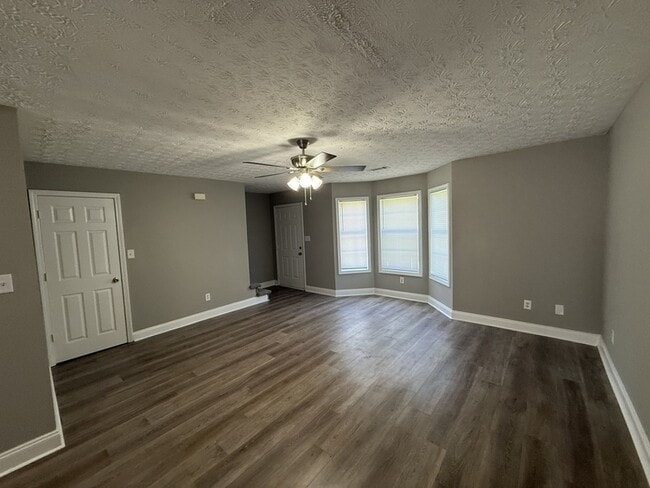 Building Photo - 209 Westchester Cir