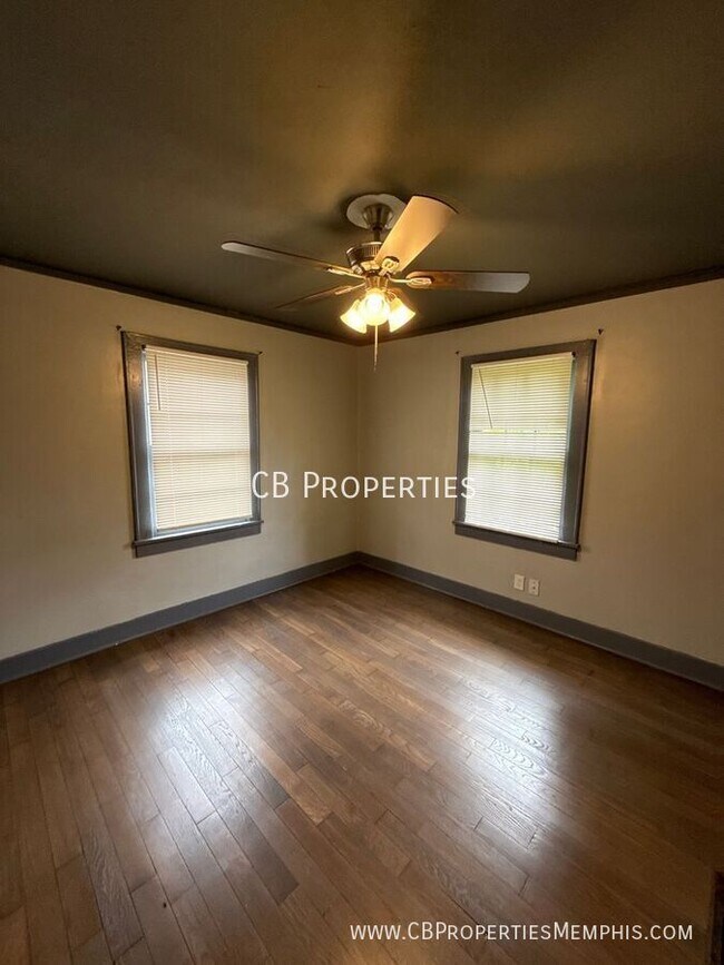 Foto del edificio - 723 Roanoke Ave