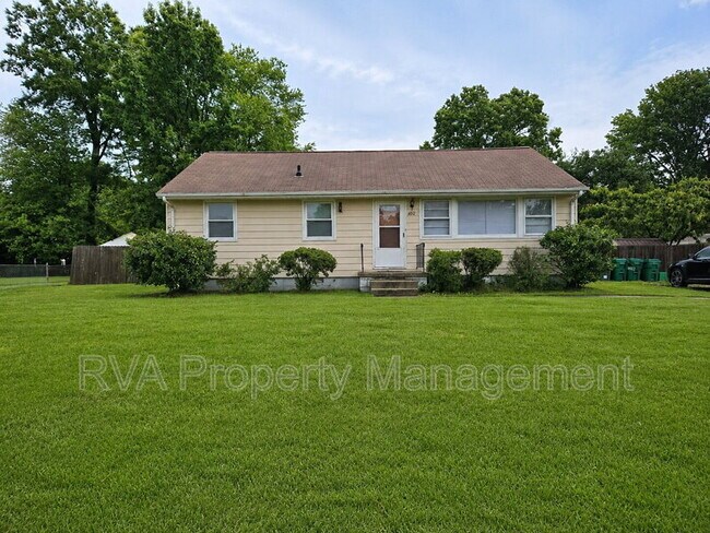 Foto del edificio - 4812 Gilmour Rd
