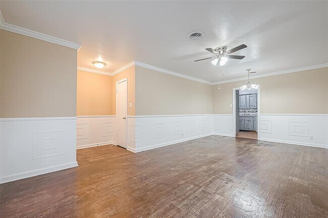 Foto del edificio - 7938 Hammerly Blvd