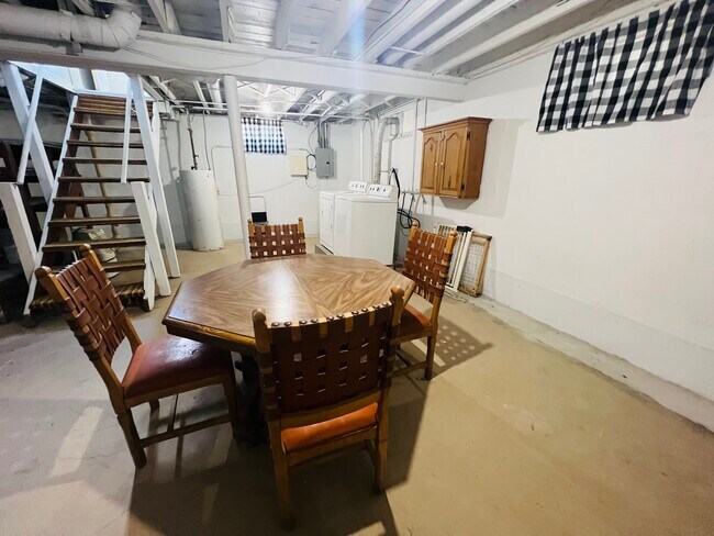 Foto del edificio - 1427 Margaret Ave