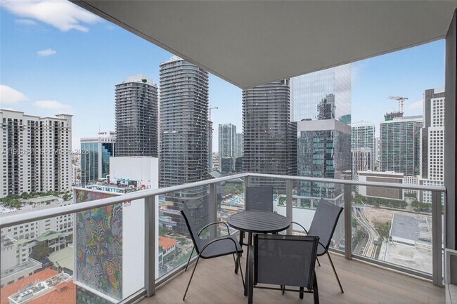 Foto del edificio - 1010 Brickell Ave