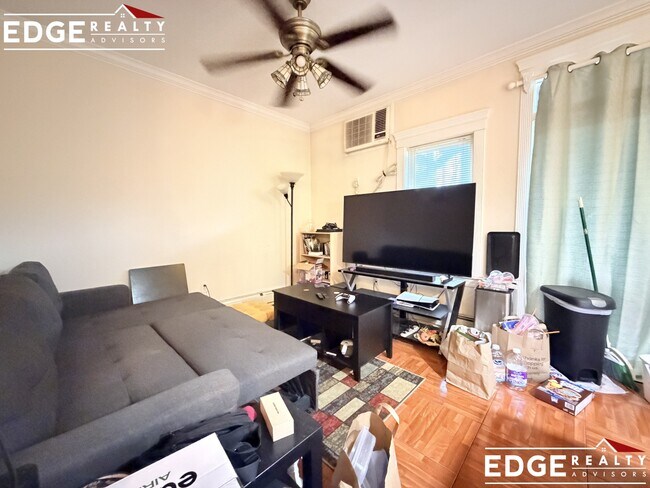 Building Photo - 5 Delaware Pl