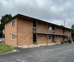 Building Photo - 1936 Goddard Rd
