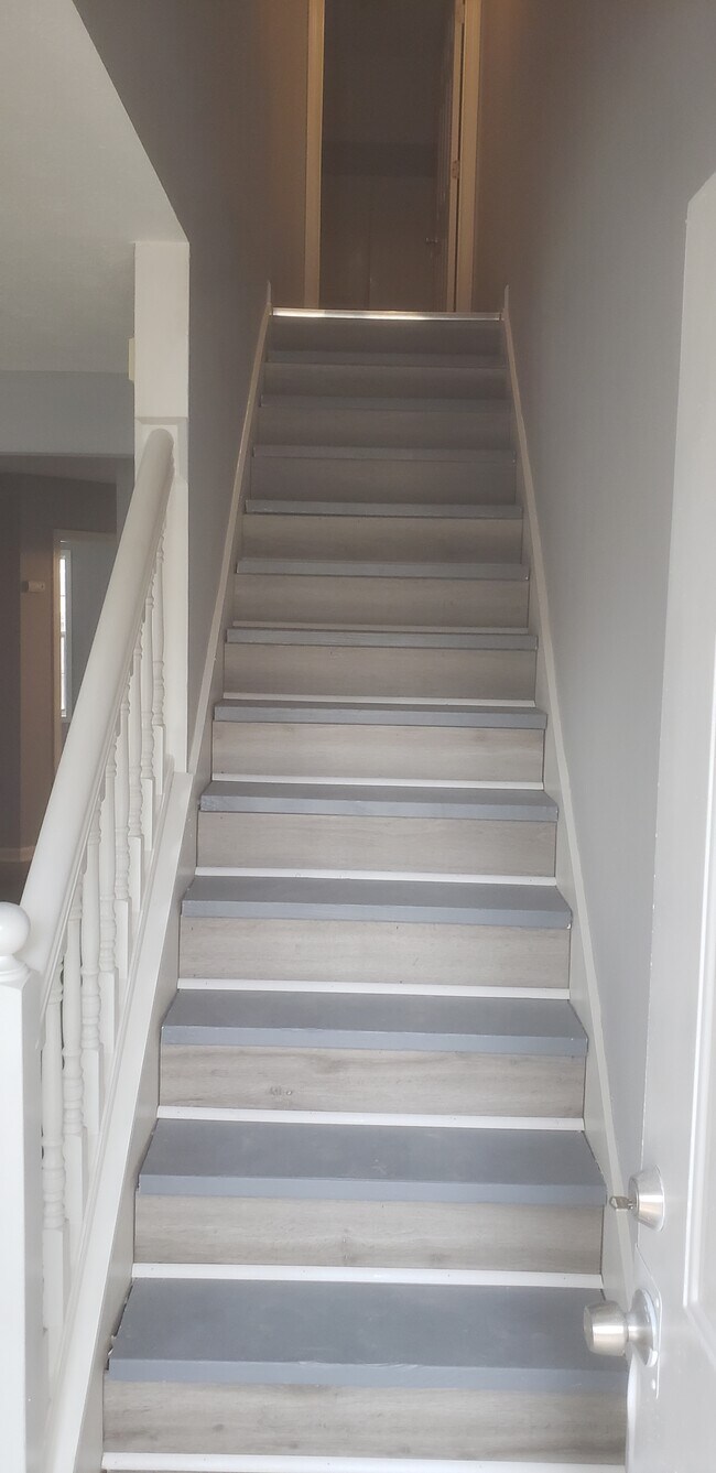 Photo - 500 Rosehip Ln Apartment