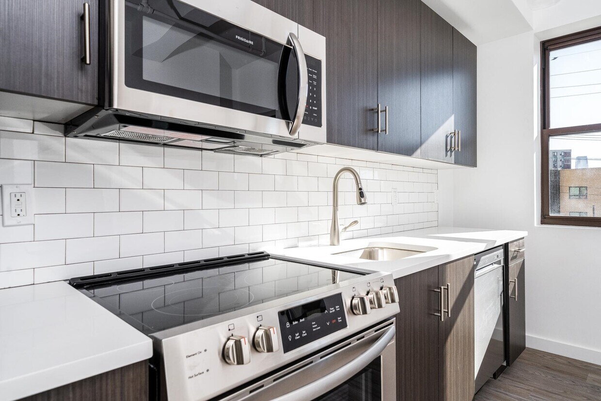 Photo - 201 Cornelison Ave (Jersey City, NJ)