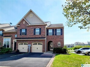 Building Photo - 257 Blue Sage Dr