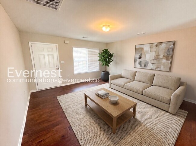 Foto del edificio - Limited Time Special Offer / 3 Bed, 2.5 Bath Home with Garage / Pet-Friendly / Vouchers Accepted ...