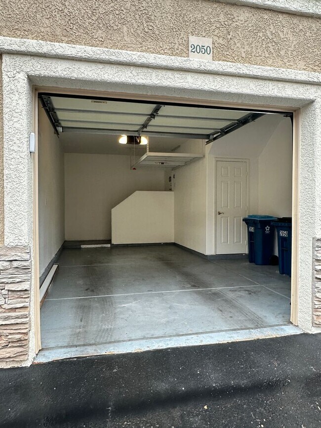 Foto del edificio - Awesome Two Bedroom/Two Bathroom Condo wit...