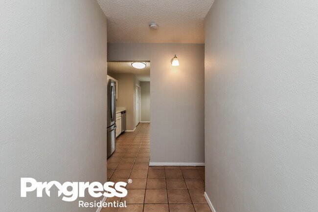 Building Photo - 6200 Kary Lynn Dr S