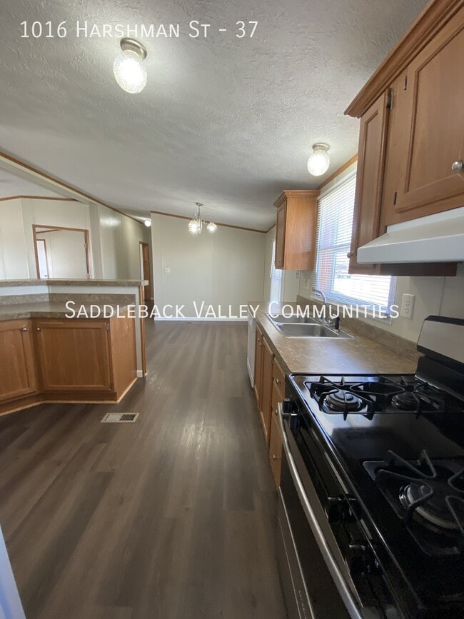 Building Photo - 1016 Harshman St