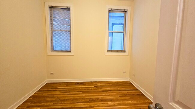 Foto del edificio - 511 N Hartland Ct