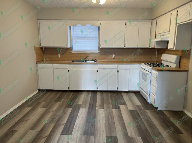Building Photo - Ask us about our move in special for this ...