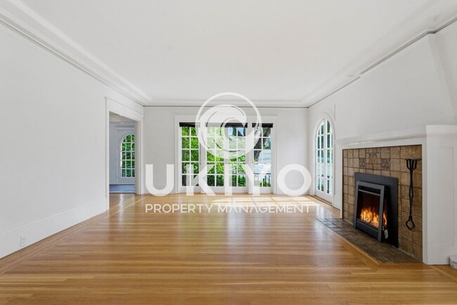 Foto del edificio - 1801 Marin Ave