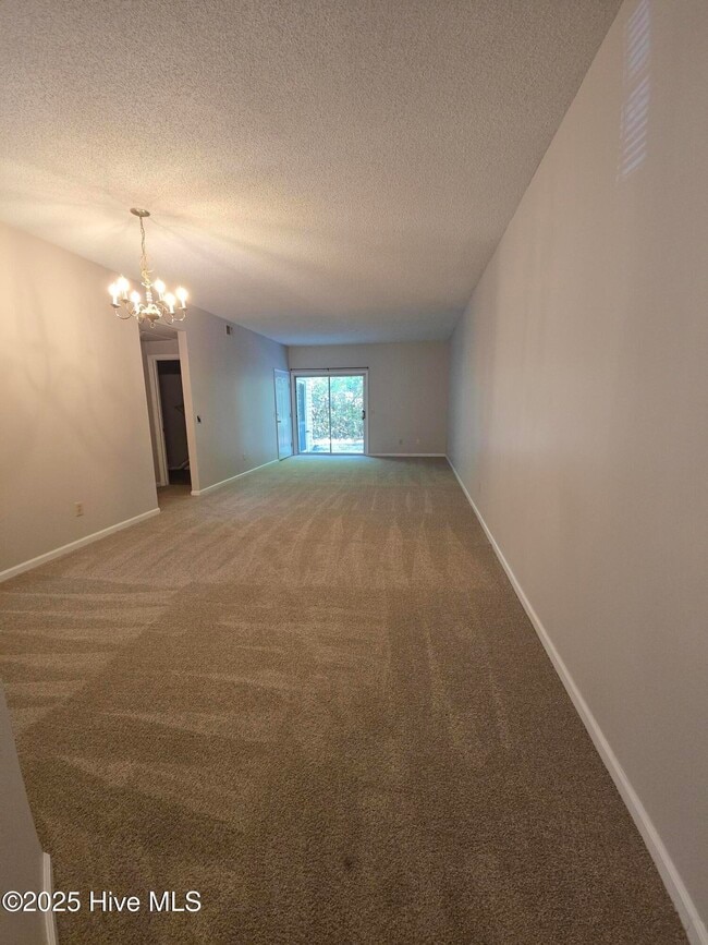 Building Photo - 723 Bragg Dr