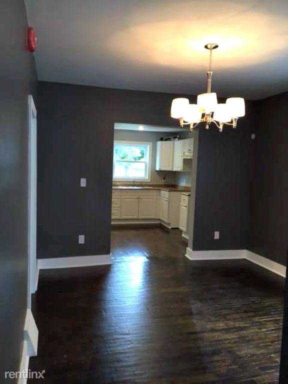 Building Photo - 4 br, 2 bath House - 353 Monroe Ave