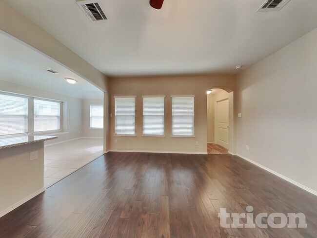 Foto del edificio - 2536 Old Buck Dr