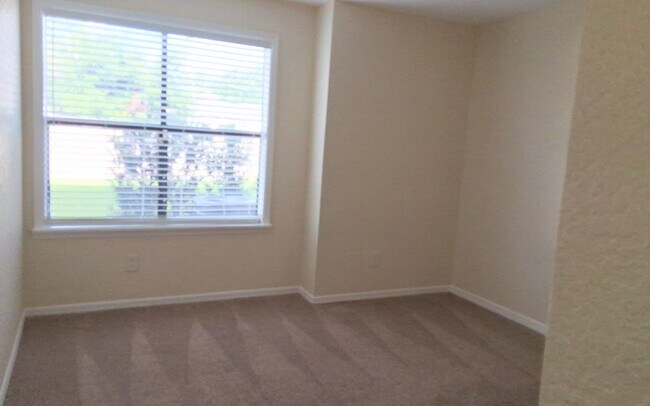 Foto del edificio - Beautiful Winter Park 2/2 Condo on the fir...