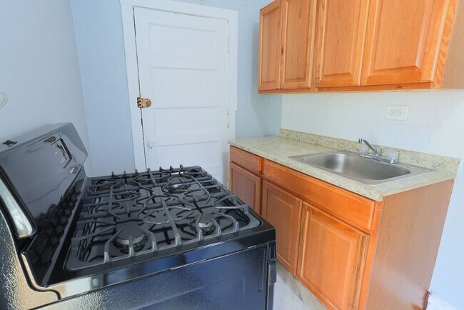 Foto del edificio - 4600 N Beacon St