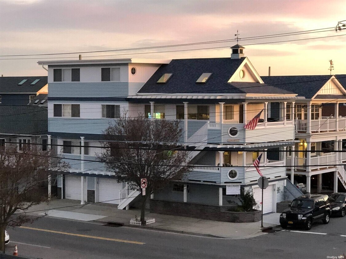 106 Connecticut Ave, Long Beach, NY 11561 House Rental in Long Beach, NY