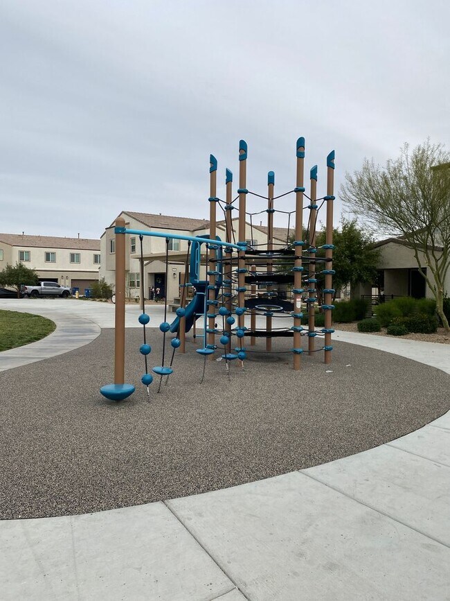 Building Photo - AMERICANA Property Mgmt - Beautiful & gated 3 beds, 2 story Townhouse near NLV Airport