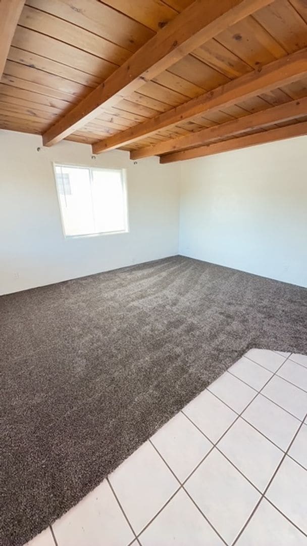 Building Photo - Beautiful Multi Generational floor plan