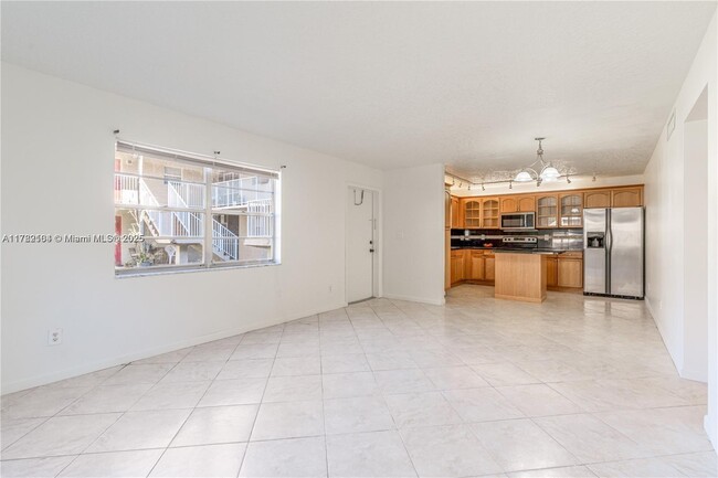Building Photo - 4528 SW 54th St